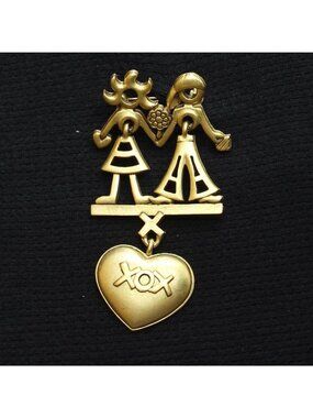 Danecraft Vintage Valentines Dangly Heart Charm Brooch Gold Yellow